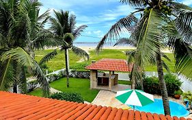 Beautiful House By The Sea In Barra Do Cunhau